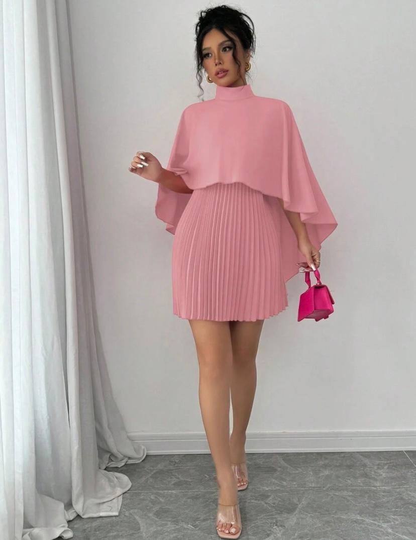 Robe courte chic-classe